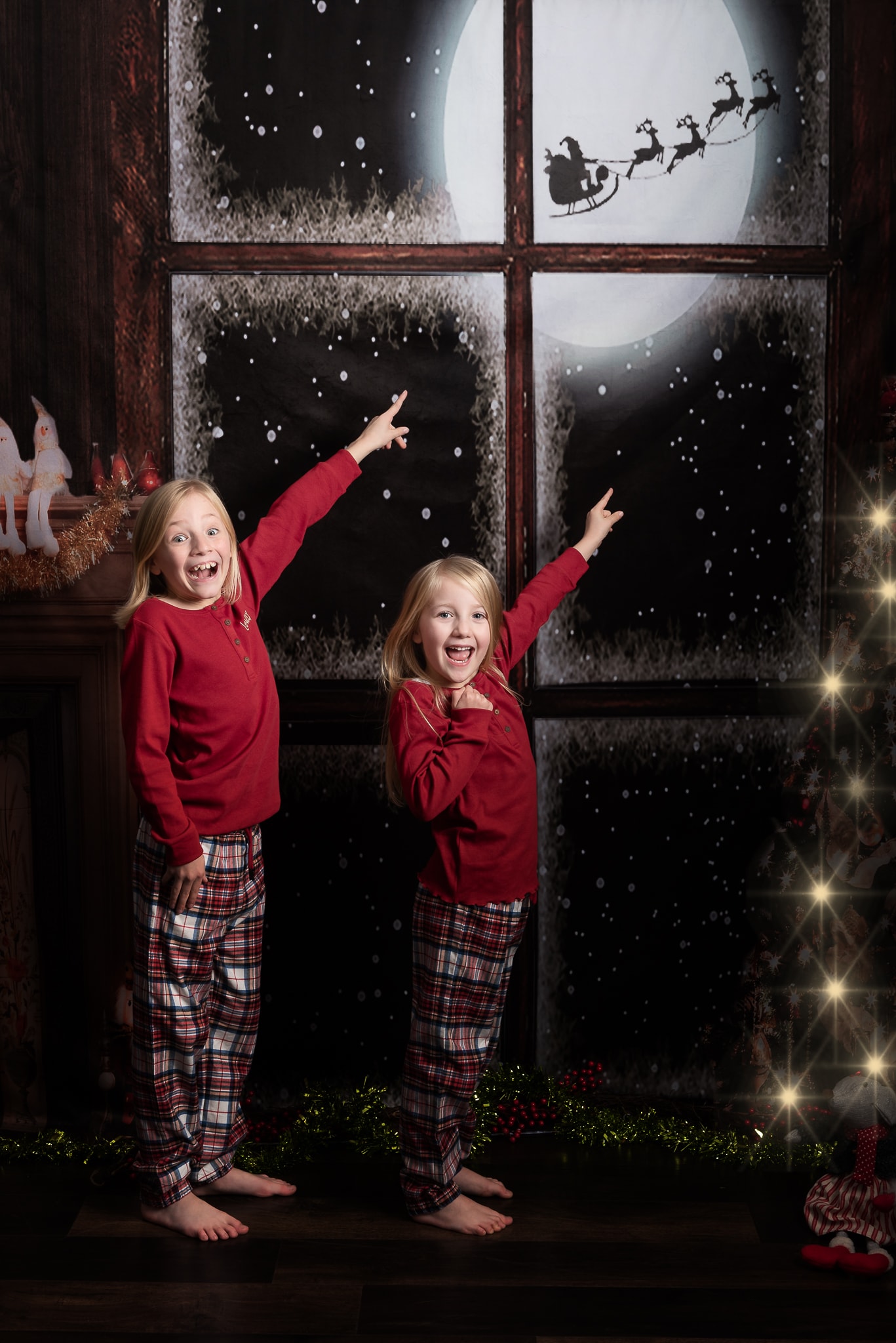Christmas Mini Sessions 2023 in East Grinstead – Sussex, Surrey and Kent