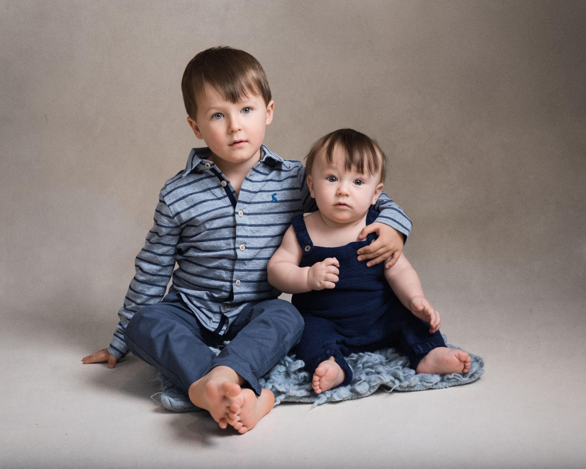 Nic Bisseker Photography family studio photoshoot east grinstead